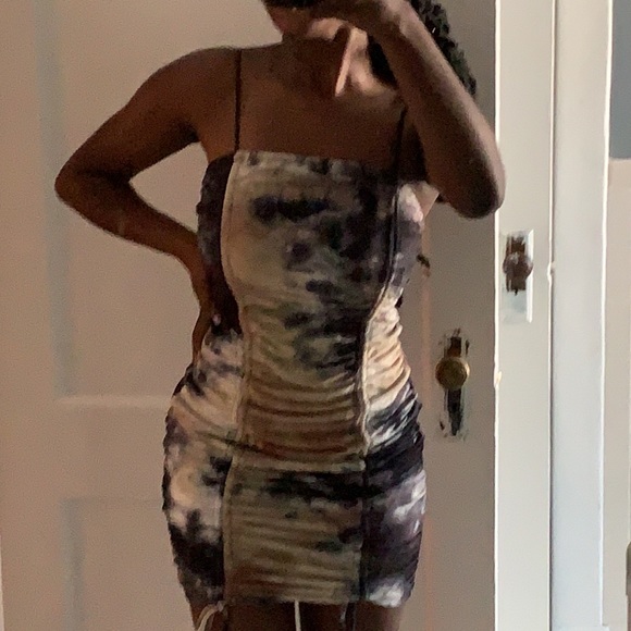 Dress from Track 23 - Picture 2 of 3